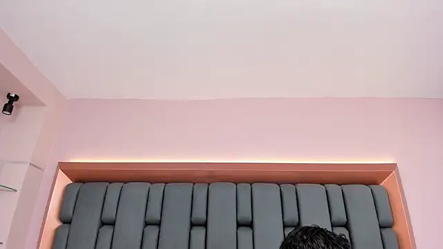 LisaMendez online show from 11-14-25, 04:00