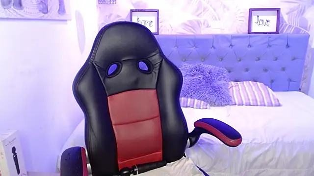 Snapshot of Lily_tk chatting on 11-20-25, 03:18 Lily tk online show from 11-20-25, 03:18