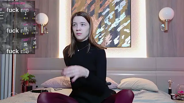 Snapshot of Alison_kisss chatting on 10-31-25, 01:01 Alison kisss online show from 10-31-25, 01:01