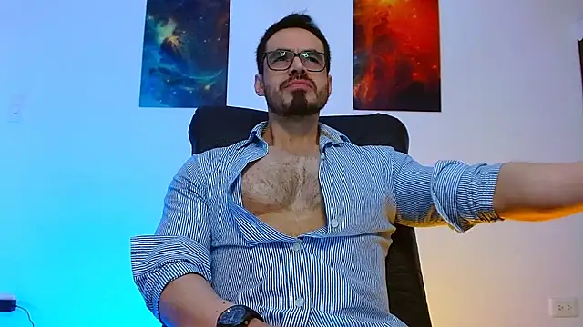 Axel Lover online show from 10-24-25, 12:19