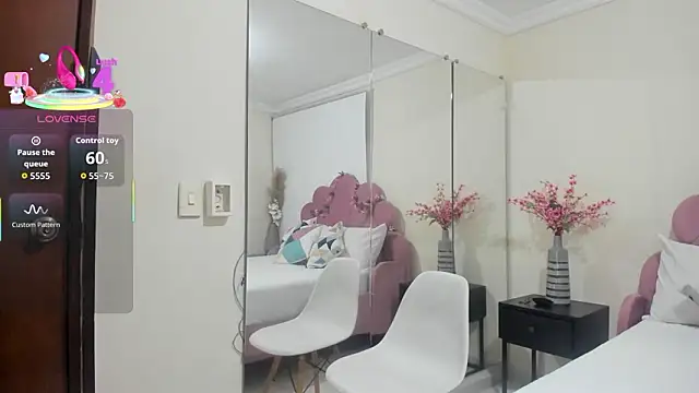 kiraGeiner online show from 02-19-26, 06:48