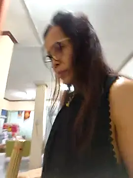 Snapshot of Mama_Eva_1 chatting on 10-21-25, 11:49 Mama Eva 1 online show from 10-21-25, 11:49