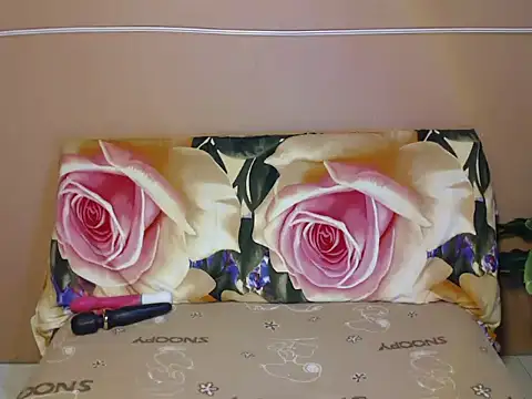 wild rose69 online show from 10-15-25, 04:45