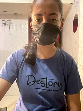 Snapshot of MONA_0213 chatting on 10-03-25, 06:49 MONA 0213 online show from 10-03-25, 06:49