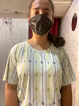 Snapshot of MONA_0213 chatting on 10-10-25, 07:13 MONA 0213 online show from 10-10-25, 07:13