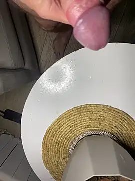 Jonny Agatha online show from 04-16-26, 02:12