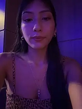 Snapshot of Mavi_roouse_ chatting on 09-28-25, 02:06 Mavi roouse  online show from 09-28-25, 02:06