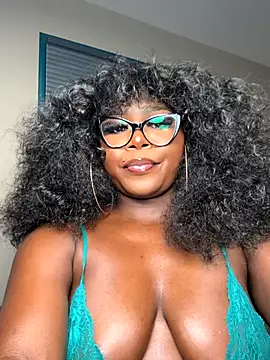 WomanNextdoor1 online show from 11-01-25, 11:40