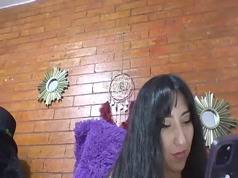 a miss online show from 11-19-25, 09:15