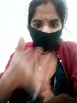 Snapshot of JUHI999 chatting on 01-15-26, 04:22 JUHI999 online show from 01-15-26, 04:22