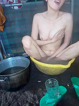 Snapshot of DauTay_hot chatting on 09-18-25, 01:18 DauTay hot online show from 09-18-25, 01:18