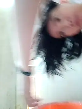 Snapshot of DauTay_hot chatting on 10-17-25, 06:05 DauTay hot online show from 10-17-25, 06:05