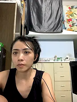 Minee1202 online show from 11-18-25, 06:51