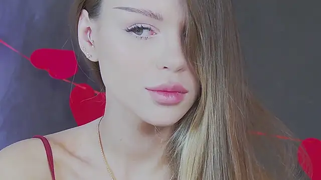 Snapshot of MarilynNova chatting on 02-14-26, 04:42 MarilynNova online show from 02-14-26, 04:42