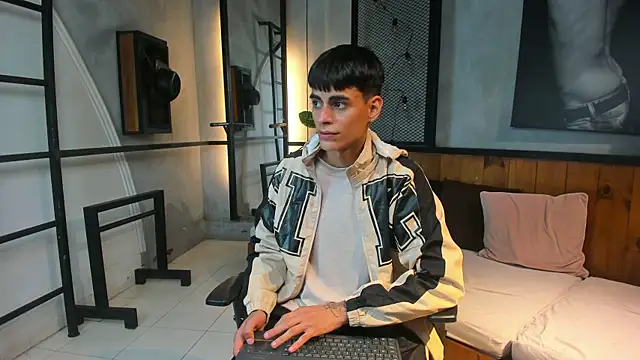 Dani mc1 online show from 11-04-25, 11:53