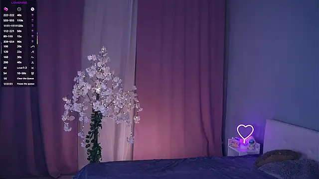 AccaCroyle online show from 04-13-26, 05:29