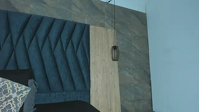 Snapshot of Samy_Grey01 chatting on 10-24-25, 03:03 Samy Grey01 online show from 10-24-25, 03:03