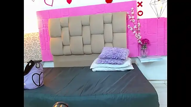 Damary Leon online show from 09-08-25, 07:02