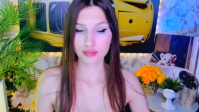 Mollyinyourmind online show from 11-04-25, 04:39