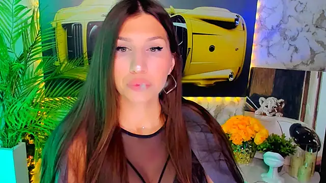 Mollyinyourmind online show from 11-06-25, 04:57