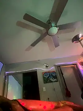 Snapshot of Triggerhappycj100 chatting on 10-20-25, 10:49 Triggerhappycj100 online show from 10-20-25, 10:49