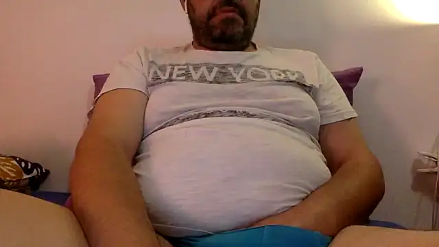 Snapshot of steve669_hot chatting on 09-21-25, 07:54 steve669 hot online show from 09-21-25, 07:54
