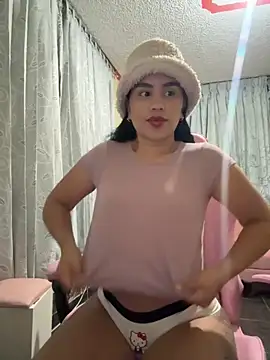 Snapshot of laure_torres chatting on 09-09-25, 06:57 laure torres online show from 09-09-25, 06:57