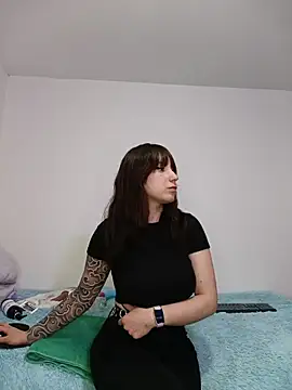 Amber-08 online show from 11-25-25, 01:33