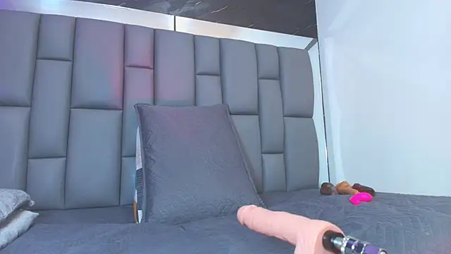 Roxana gomez online show from 10-02-25, 03:24