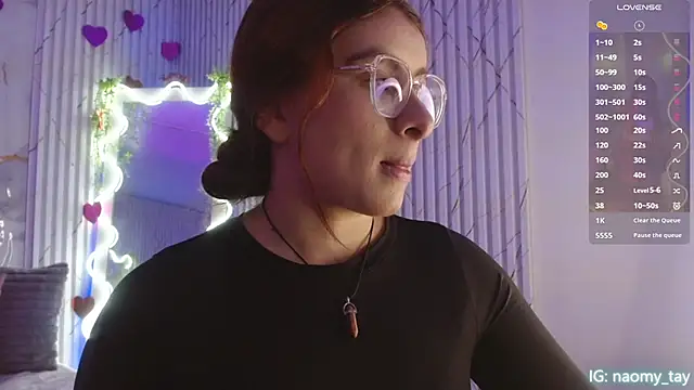 Naomy tay1 online show from 02-21-26, 03:29