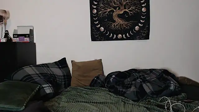 Sidney Rockz online show from 11-18-25, 05:12