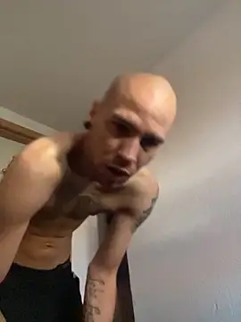 Snapshot of DrLongDongziehtblank chatting on 11-05-25, 10:15 DrLongDongziehtblank online show from 11-05-25, 10:15