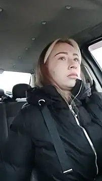 Reina Cummings online show from 12-15-25, 05:55