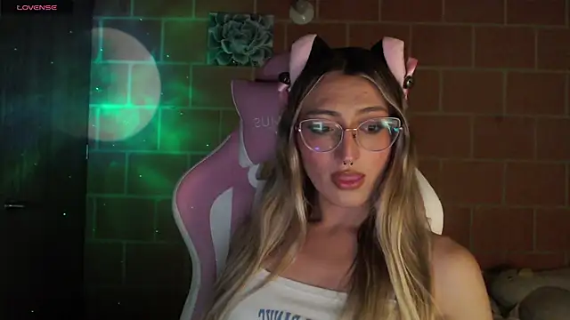 Andrea camilaaa online show from 09-09-25, 05:51