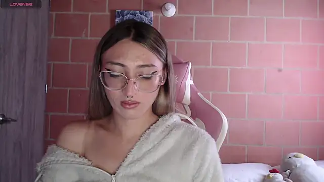 Andrea camilaaa online show from 09-09-25, 05:56