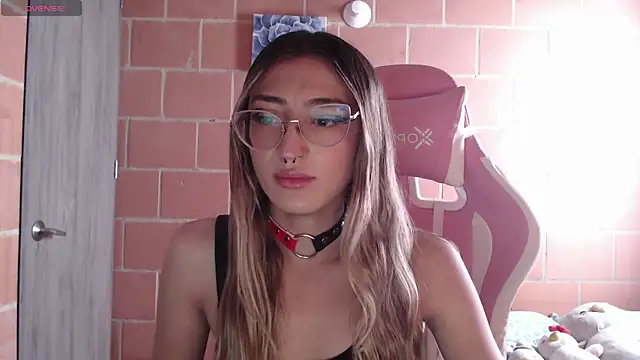 Andrea camilaaa online show from 11-23-25, 01:55