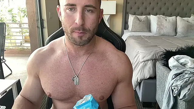 brettmycles28 online show from 09-17-25, 08:43