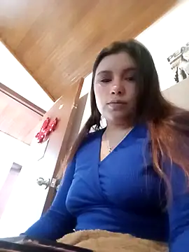 LucyPetit online show from 09-12-25, 01:00