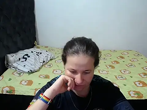 Snapshot of Valentina_charlys chatting on 10-10-25, 11:42 Valentina charlys online show from 10-10-25, 11:42