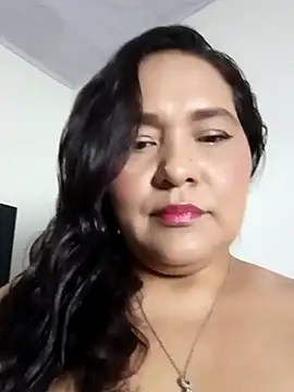 Laurasofia01 online show from 09-30-25, 04:06