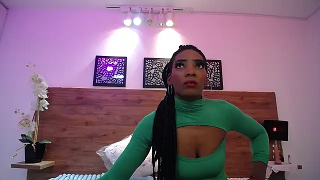 AlexandraCambell online show from 10-01-25, 07:42