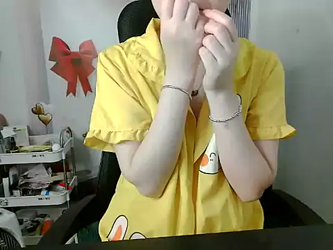 Snapshot of leisure_crime23 chatting on 10-13-25, 07:36 leisure crime23 online show from 10-13-25, 07:36