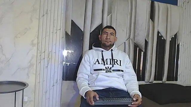 Morganandmegan online show from 10-13-25, 11:32