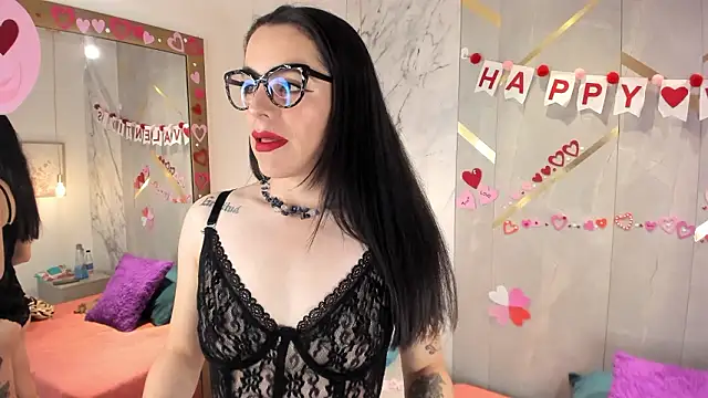 IsisNoir online show from 02-17-26, 12:34