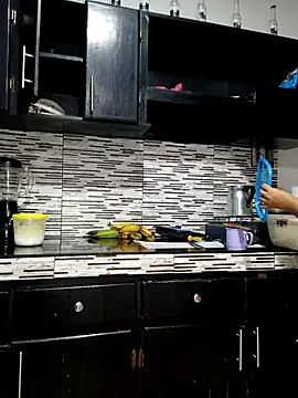 sofiaxxxxkl online show from 10-10-25, 09:41