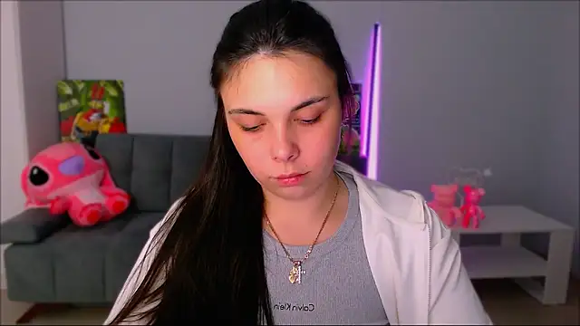 queenofthesense  online show from 10-28-25, 04:53