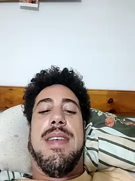 Snapshot of JotadeJoder chatting on 09-17-25, 04:47 JotadeJoder online show from 09-17-25, 04:47