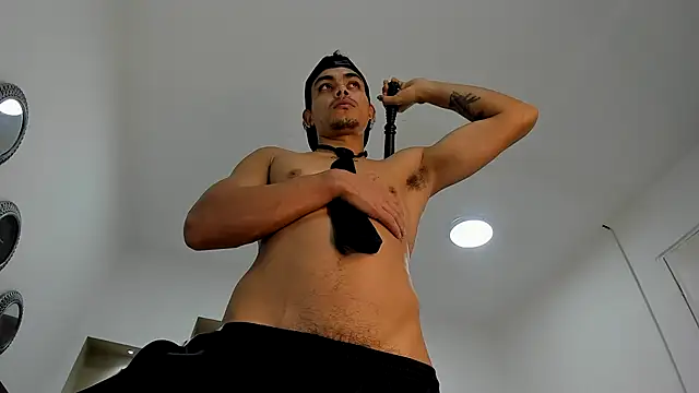 Tommy kurtt online show from 10-29-25, 01:02