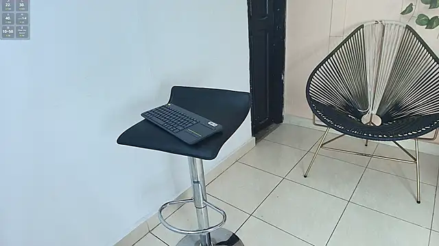 Snapshot of lorena_rubio chatting on 09-21-25, 12:07 lorena rubio online show from 09-21-25, 12:07