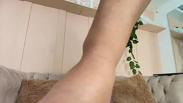 Snapshot of lorena_rubio chatting on 10-27-25, 12:09 lorena rubio online show from 10-27-25, 12:09